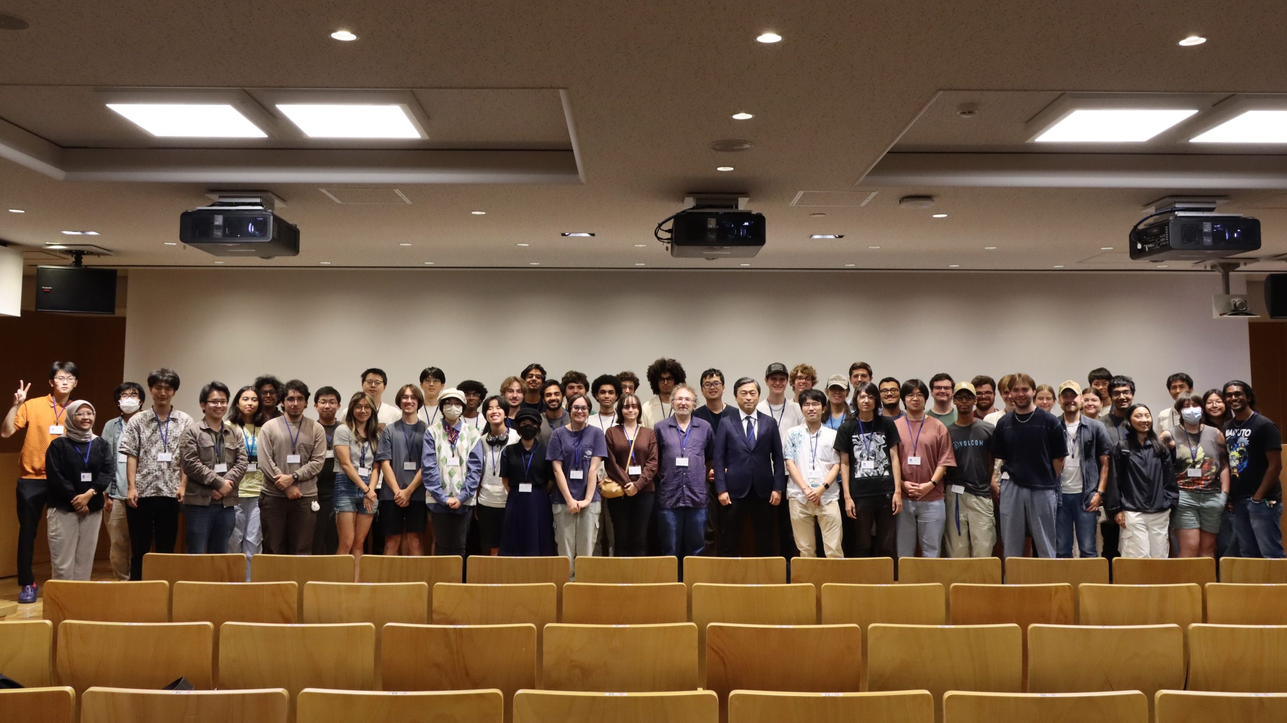 フロリダ大学短期交流学生とプログラム履修者との国際学生ワークショップを開催しました。